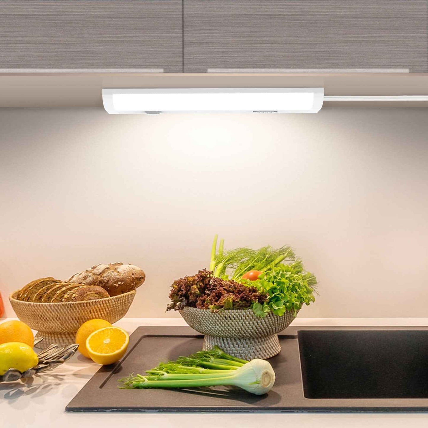 12 Inch 6W LED Under Cabinet Light Dimmble Plug in 5CCT Linkable Hardwired Light 1 pack(副本)